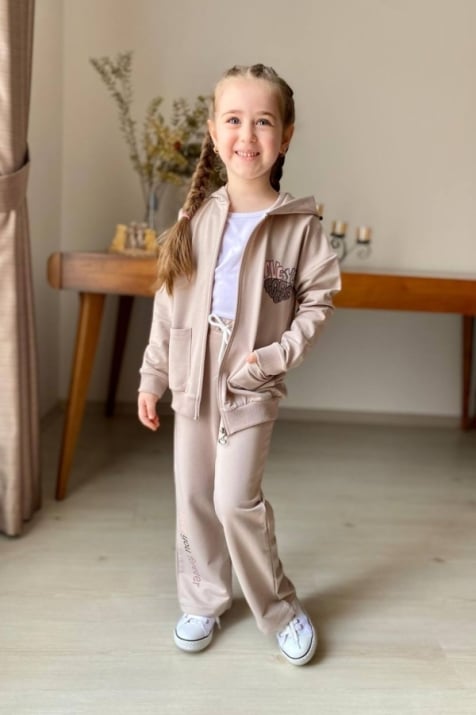 Детски спортен екип момиче, бежов цвят