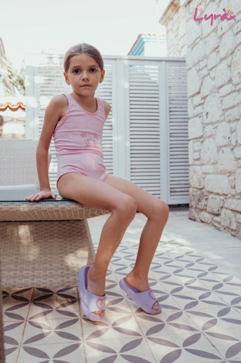 Цял детски бански за момиче, розов цвят