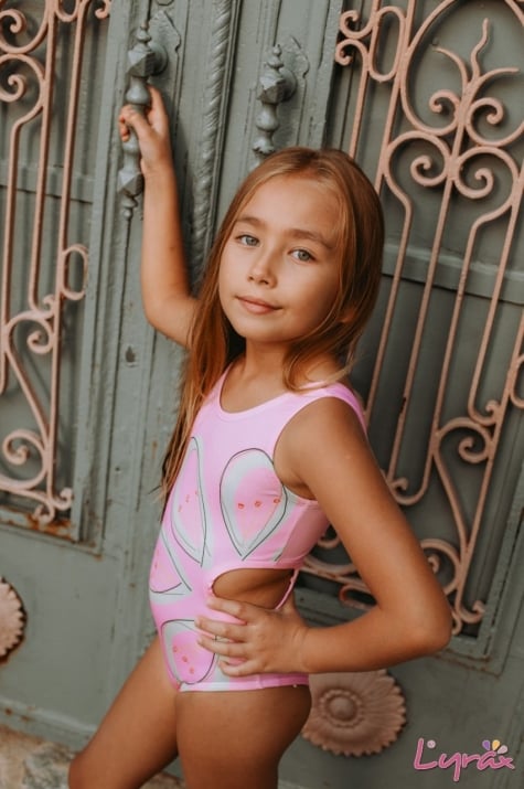 Цял детски бански за момиче, розов цвят